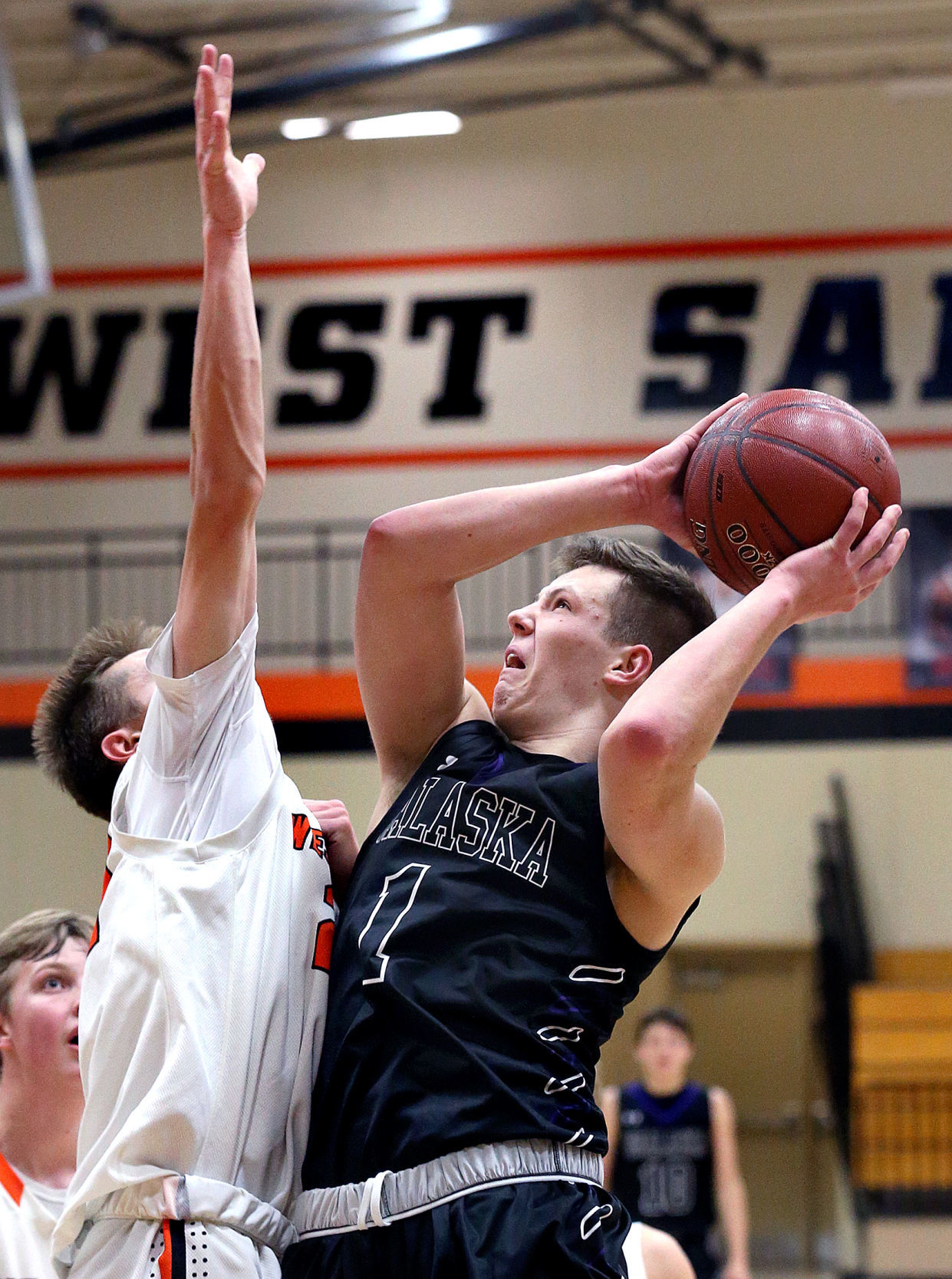 Dec 11: Onalaska vs West Salem